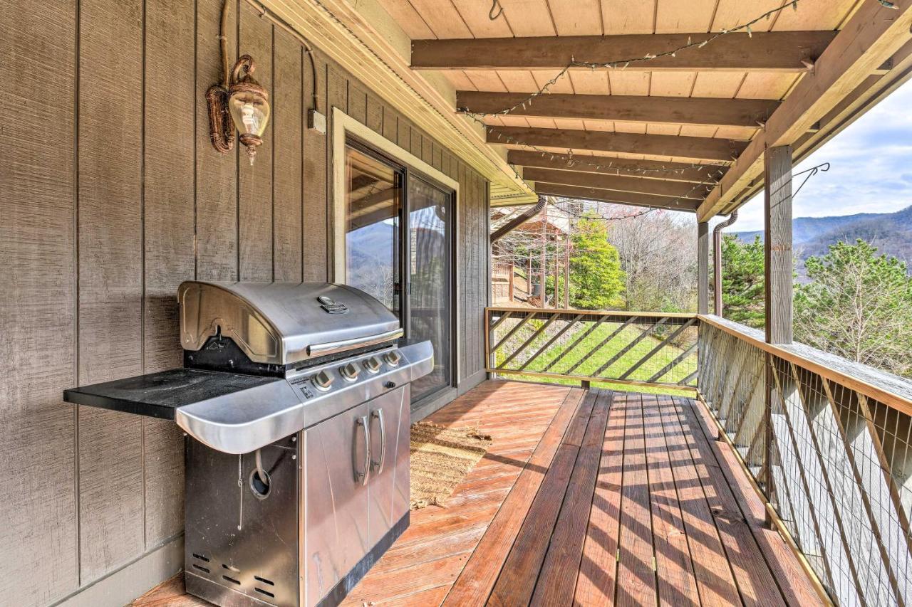 Best Location - Maggie Valley Cabin With Hot Tub! Экстерьер фото